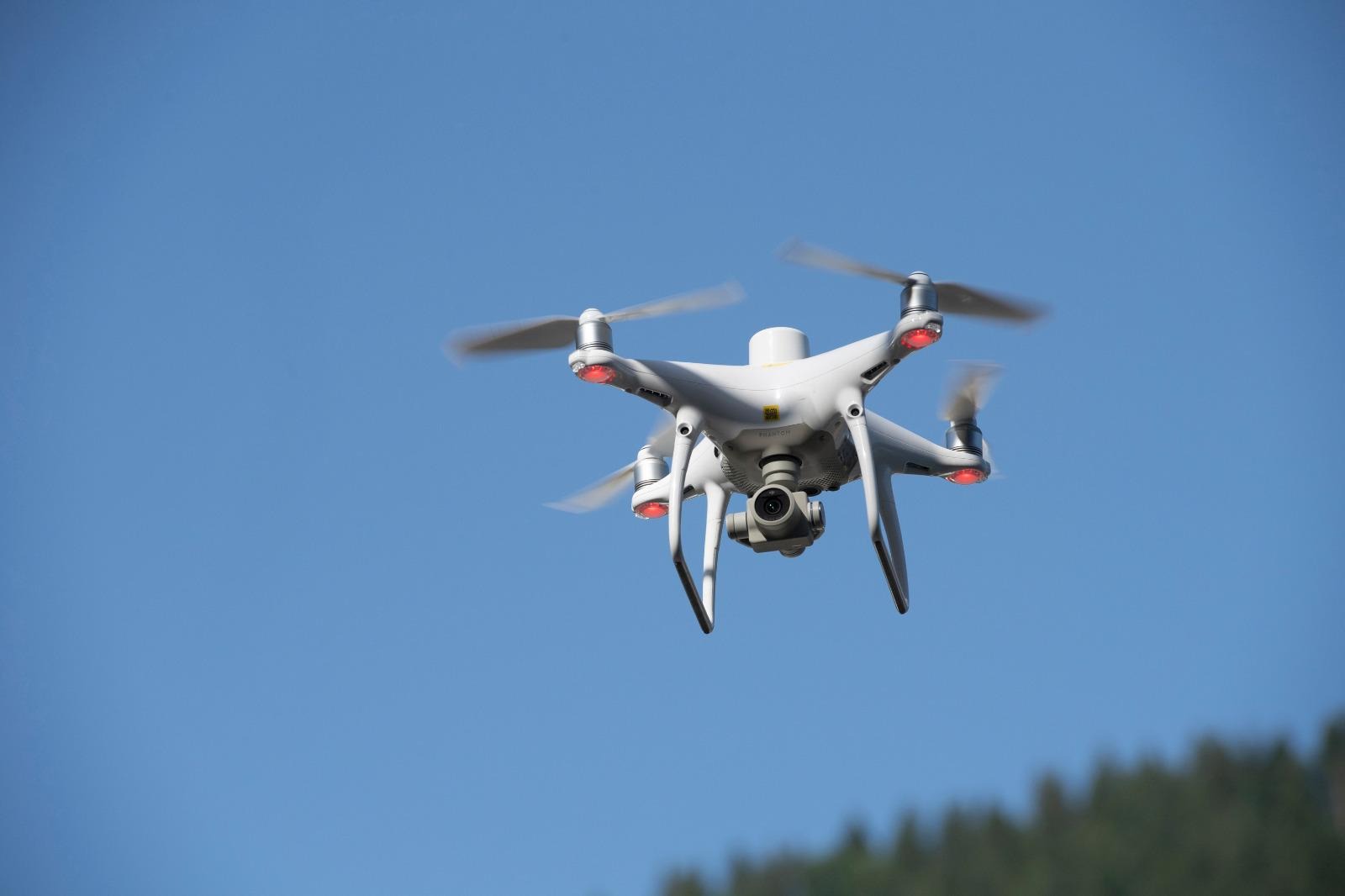 Drohnenflüge in der Flugplatzzone Lommis